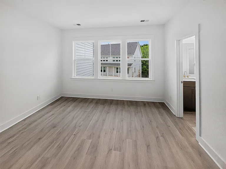 122 Etta Way — Photo 9