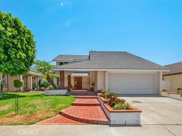 24576 Creekview Dr, Laguna Hills, CA 92653