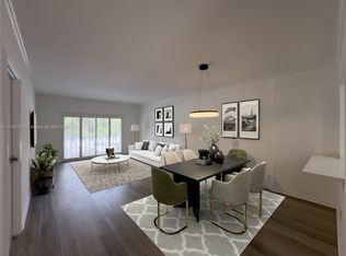 100 Edgewater Dr APT 205, Coral Gables, FL 33133