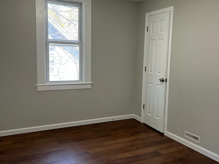 19 Prince St #2R — Photo 9