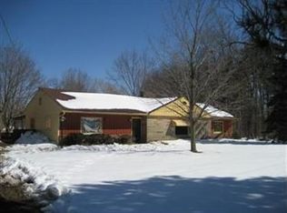 3241 Summit Rd, Akron, OH 44321