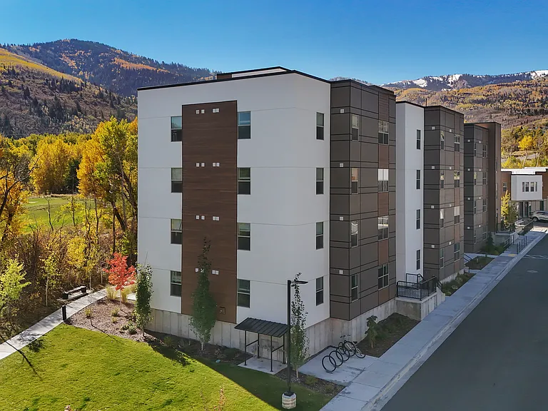 Slopeside Village at Park City — Photo 40