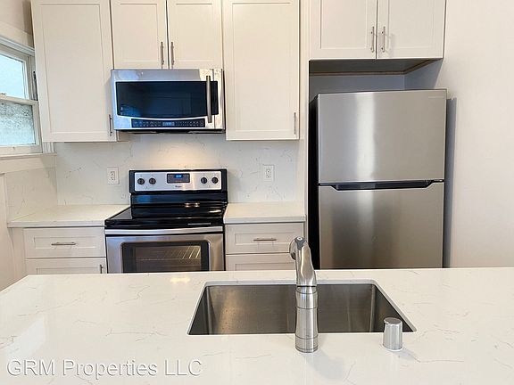 2nd image of 1450 California St APT 6