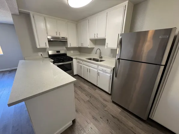 829 N Bunker Hill Ave APT 7, Los Angeles, CA 90012