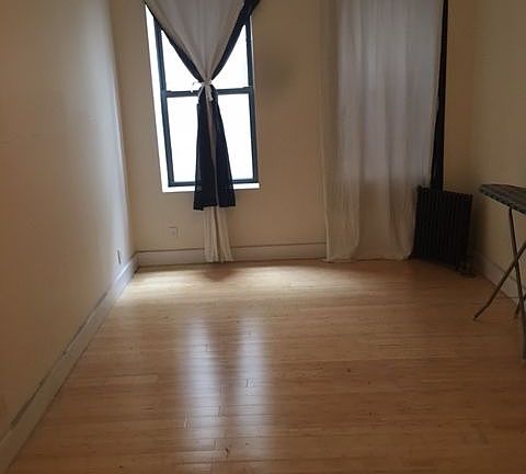 5th image of 612 W 144th St APT B5
