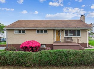 329 Sarah St, Mc Kees Rocks, PA 15136