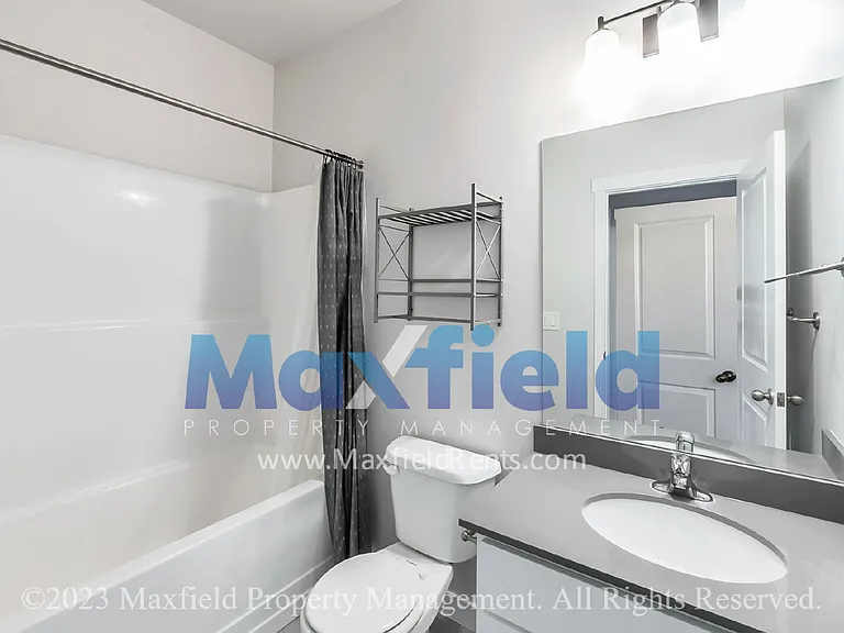 721 W Crystal Creek Rd — Photo 10