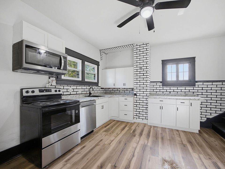 1st image of 806 Ridgely Ave