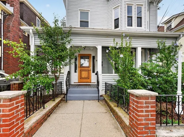 9 Dartmouth St, Somerville, MA 02145