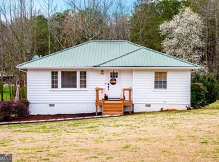 653 Ringer Rd, Carrollton, GA 30116