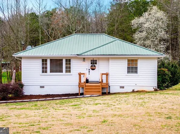 653 Ringer Rd, Carrollton, GA 30116