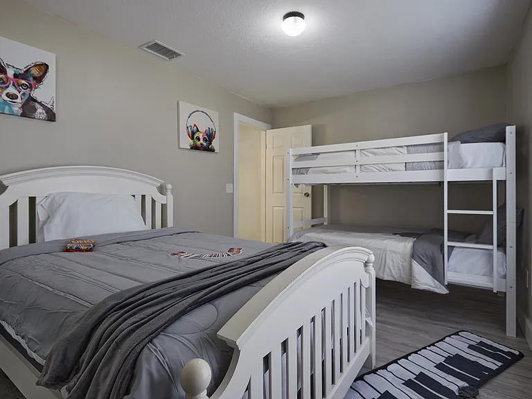 2602 Wrencrest Cir — Photo 22