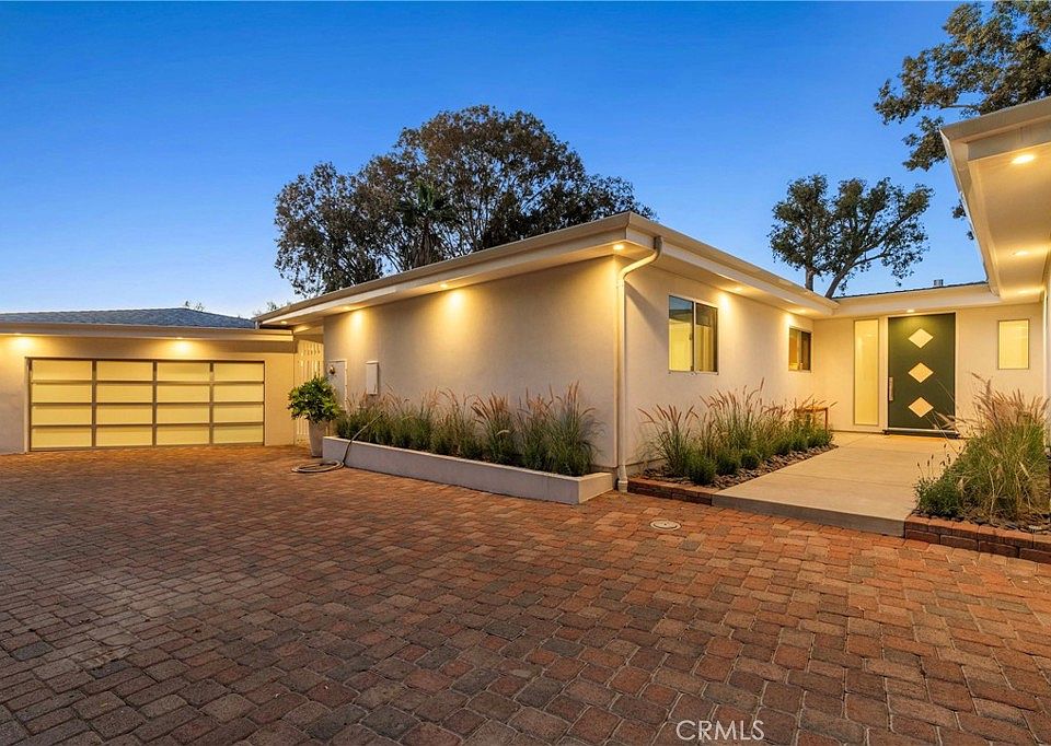 1st image of 4909 Calvin Ave