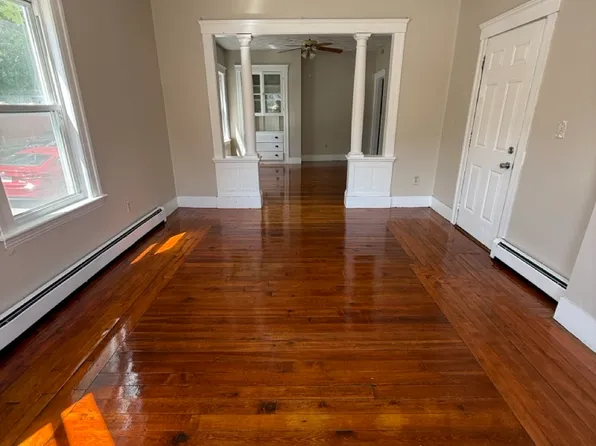 10 Lawnfair St #1, Worcester, MA 01602
