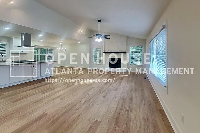 4 bed, 3.0 bath, 2148 sqft, $2,645 — Photo 3