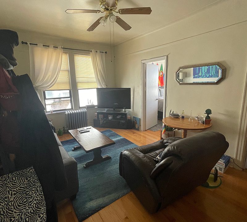 2nd image of 32-68 33rd St #2