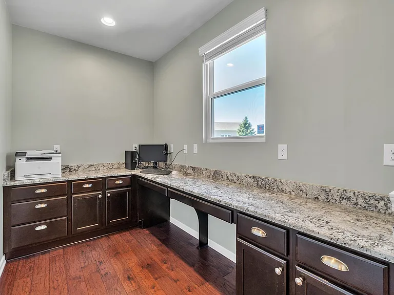15745 Diamante Dr — Photo 21