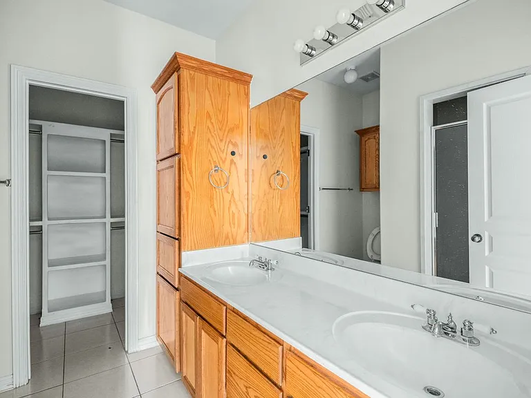 3036 Scotland Dr — Photo 6