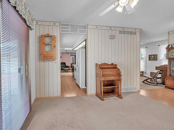 4th image of 4 Douglas Drive S
