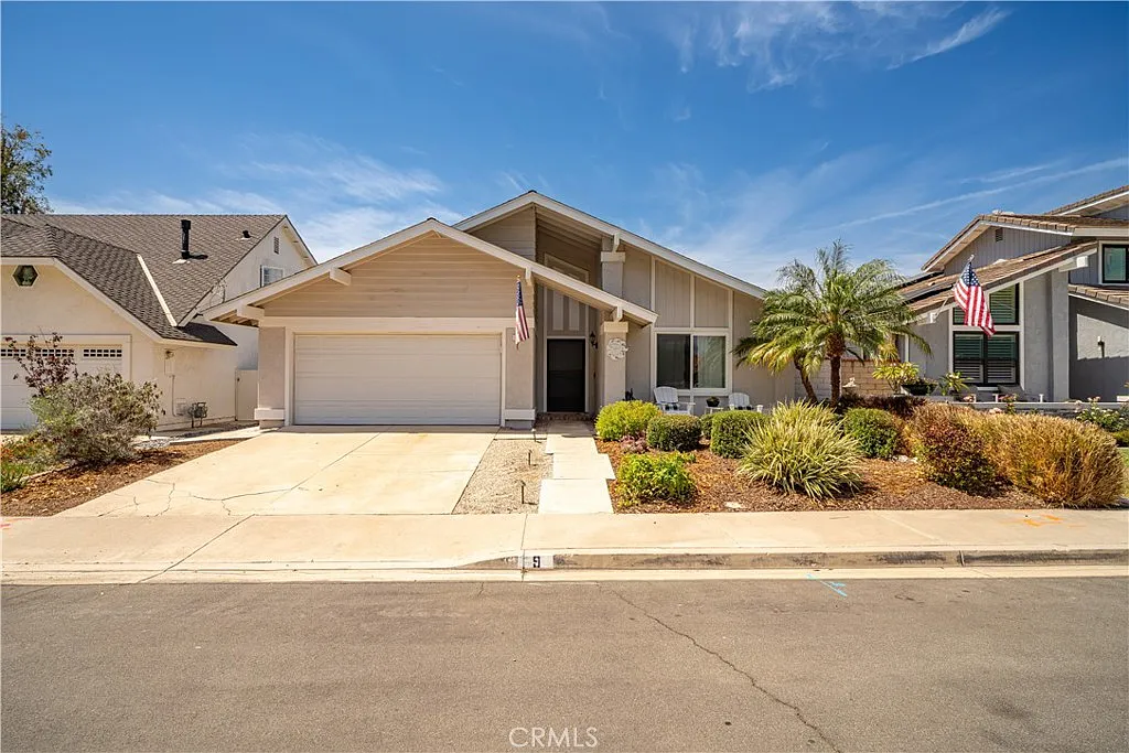 3 bed, 1738 sqft, $6,000 — Photo 3