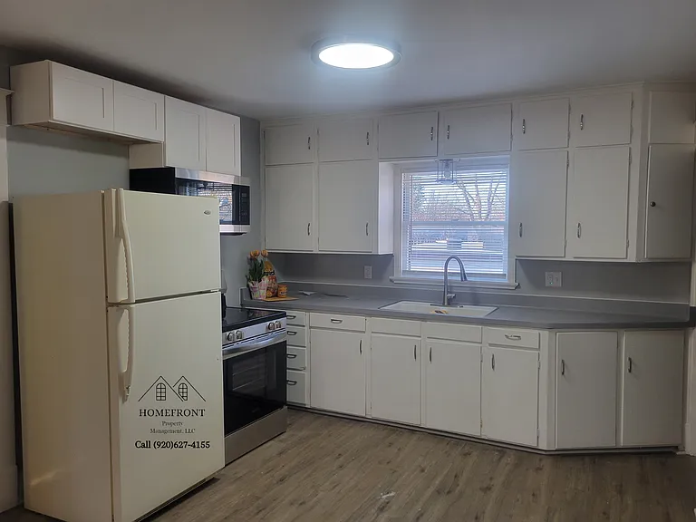 1813 N 12th St — Photo 1