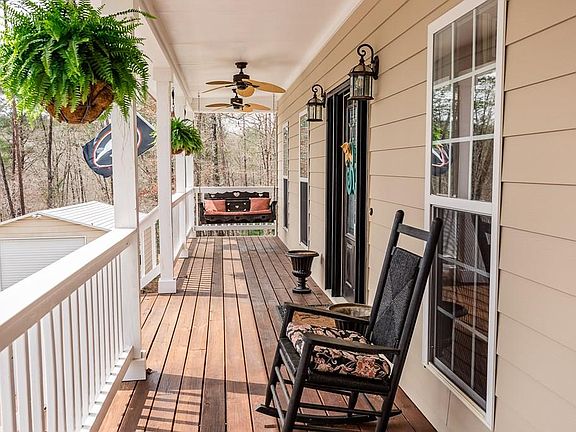 3rd image of 139 Laurel Hill Dr
