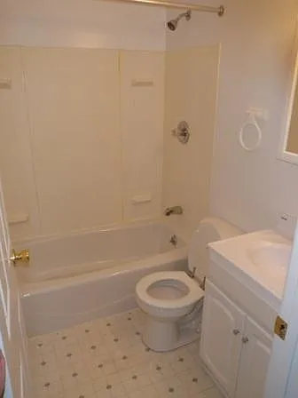 2509 Maryland Ave #2 — Photo 2
