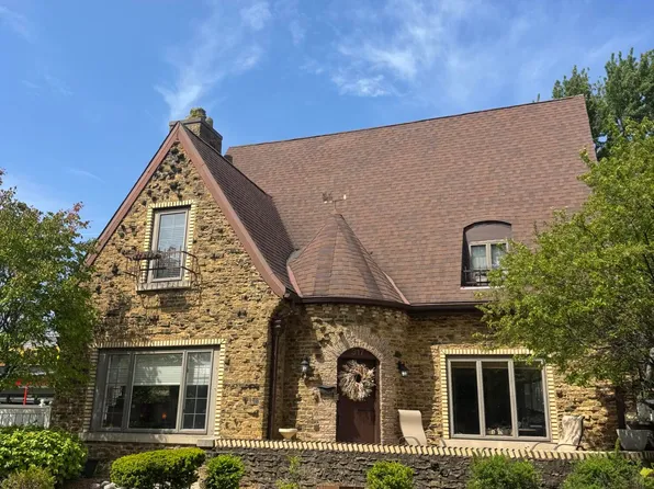 317 N Main St, Crown Point, IN 46307
