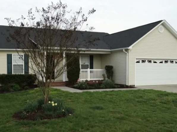 607 Bost Xing, Kernersville, NC 27284