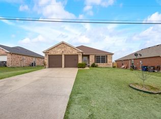 1608 Harbor View Rd, Glenn Heights, TX 75154