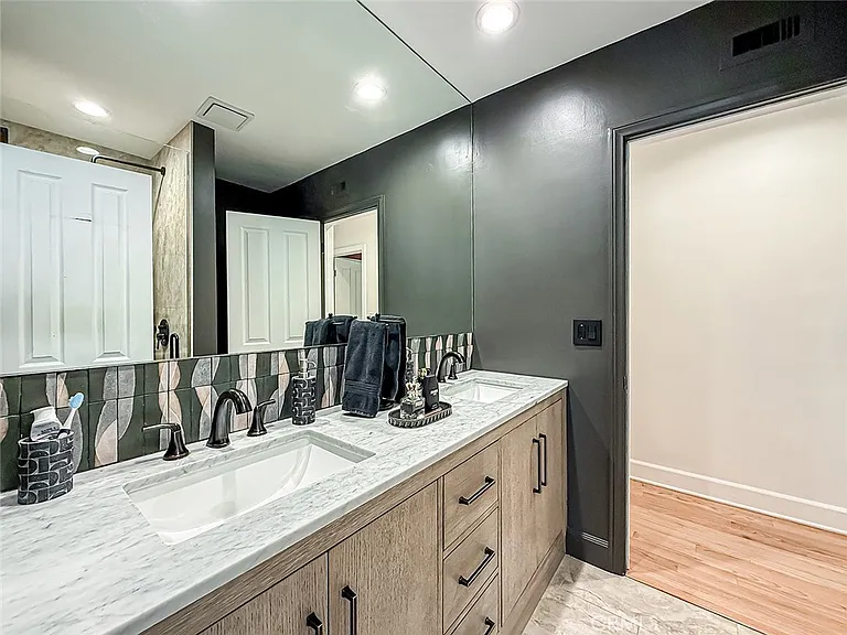 130 Dapplegray Rd — Photo 23