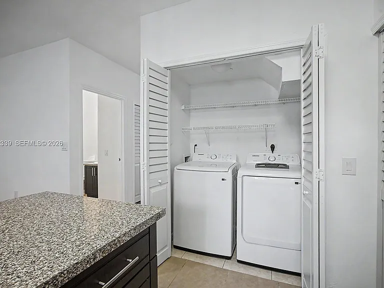 1668 SE 30th St #1 — Photo 13