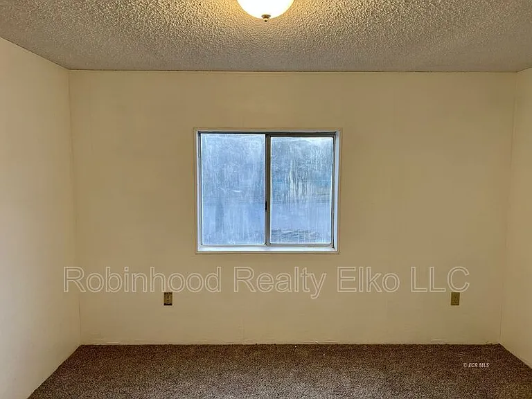 1006 Cedar St — Photo 24