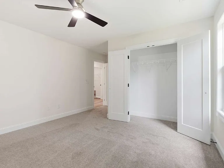 257 Spring St — Photo 30