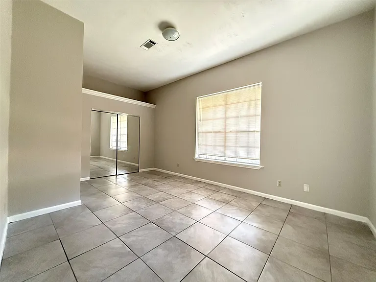 11346 Old Telegraph Rd — Photo 16