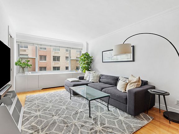 3rd image of 340 E 64th St APT 5F