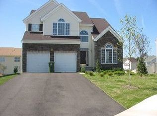 2 Syslo Ct, Sayreville, NJ