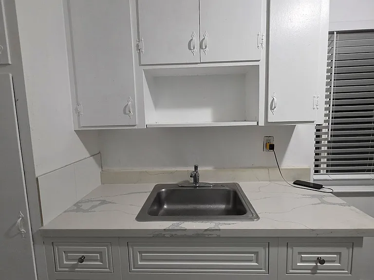 254 Pamela Ave #4 — Photo 12