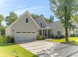 127 Berry Dr, Greenville, SC 29607