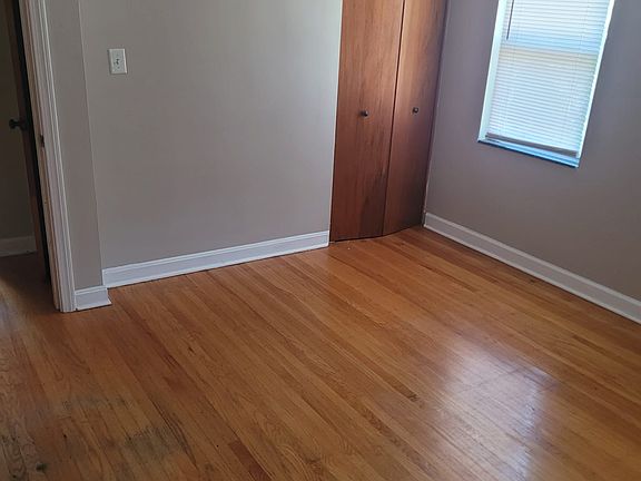 5th image of 322 Ridgedale Rd #4
