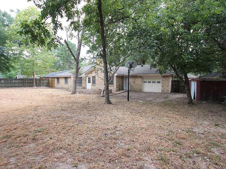 316 Clemson Dr — Photo 33