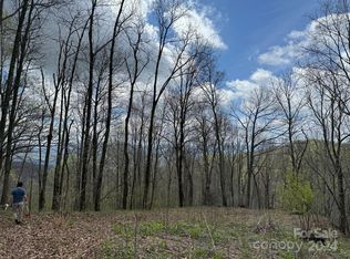 99999 Hickory Forest Rd, Fairview, NC 28730