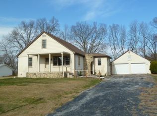65 Pear Ave, Manchester, PA 17345