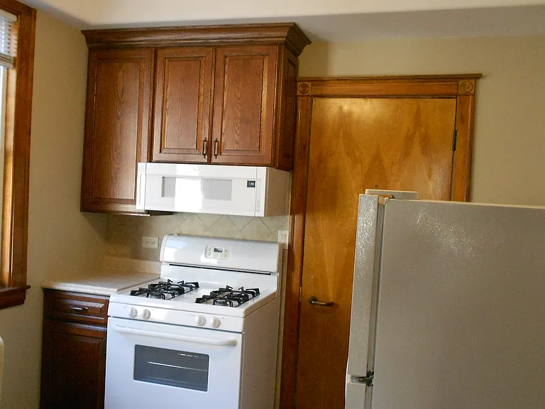 3939 N Lamon Ave #X — Photo 11