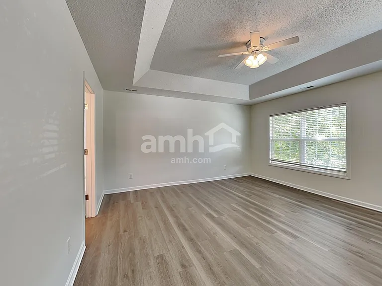 1302 River Rock Dr — Photo 9