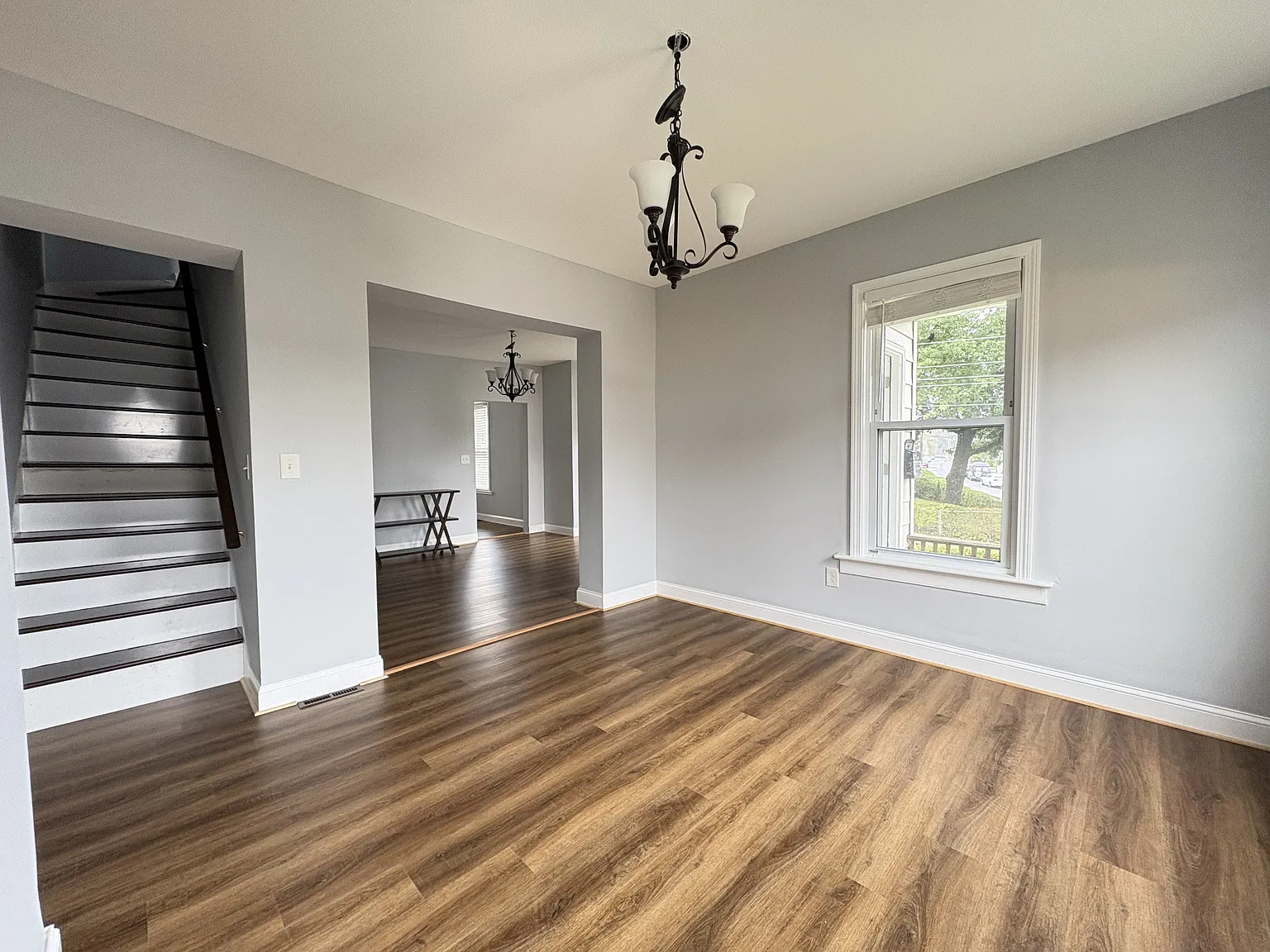 3 bed, 1500 sqft, $2,300 — Photo 4