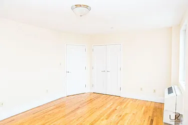Rented by Urban Realty NYC