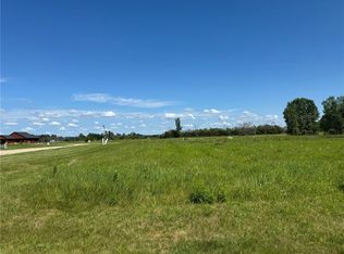 200 Winged Foot Cir, Lake City, MN 55041