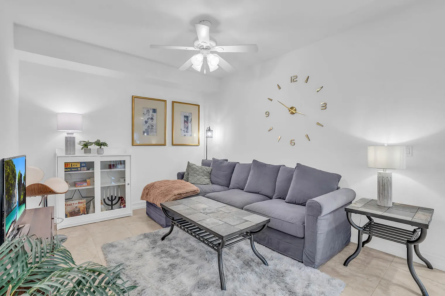 3 bed, 2.0 bath, 1528 sqft, $4,020 — Photo 4