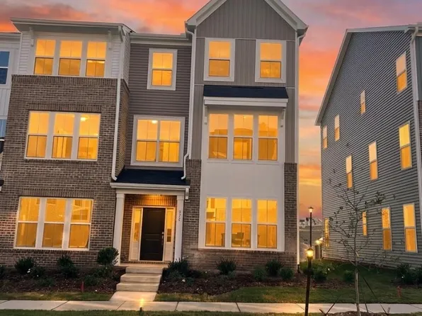 375 Chesapeake Commons St, Garner, NC 27529